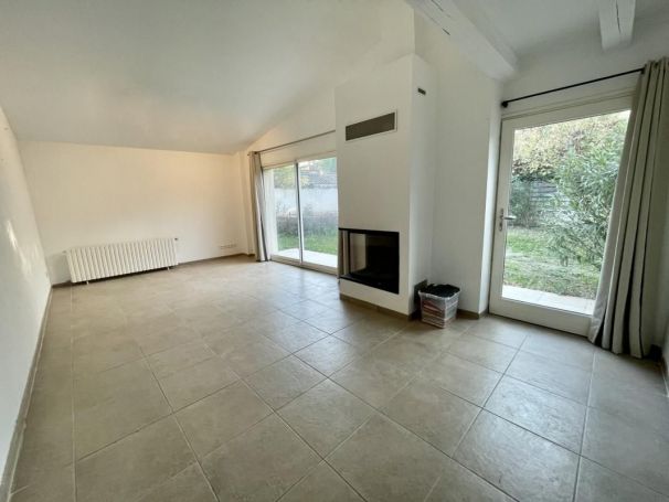 A vendre Maison+T2 indÃ©pendant 30400 Villeneuve Les Avignon