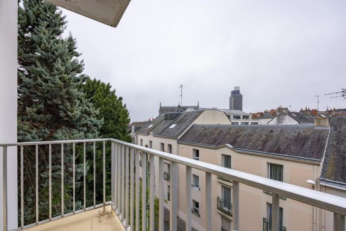 A louer APPARTEMENT T3 73 M2  NANTES