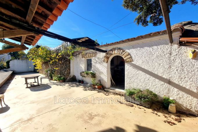 APPARTEMENT T3 80 M2 TERRASSE  CERET montagne