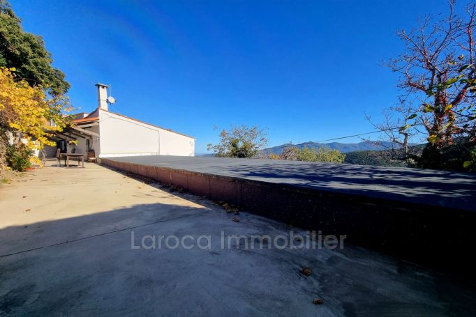 APPARTEMENT T3 80 M2 TERRASSE  CERET montagne