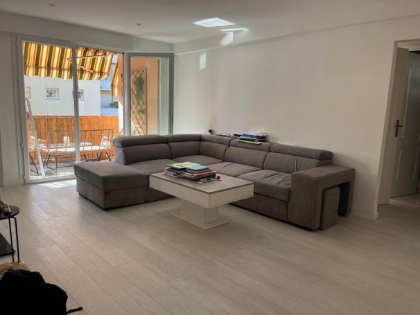 APPARTEMENT T3 78 M2 TERRASSE BORD DE MER SAINT LAURENT DU VAR