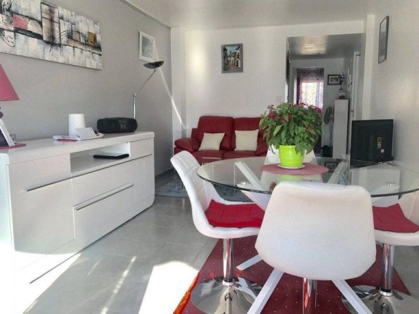 APPARTEMENT T2 44 M2 BORD DE MER CANNES