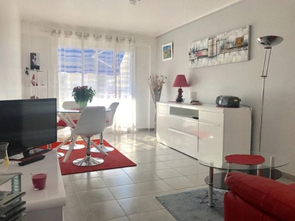 APPARTEMENT T2 44 M2 BORD DE MER CANNES