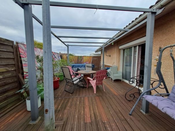 MAISON  CONTEMPORAINE BORD DE MER PAUILLAC