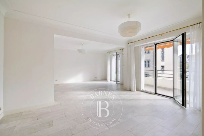 A vendre BEL APPARTEMENT T4 118 M² SECTEUR JARDIN PUBLIC BIARRITZ