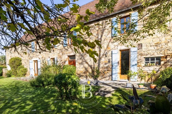 A vendre AUTHENTIQUE PROPRIETE BEARNAISE 8 PIECES 190 M² NAVARRENX