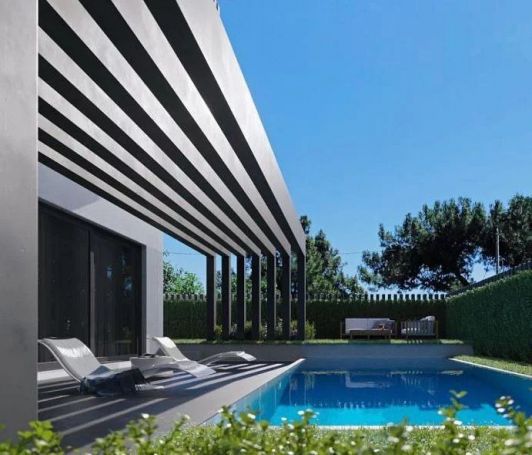 PENTHOUSE DE PRESTIGE T4 264 M2 PIEDS DANS L'EAU GLYFADA