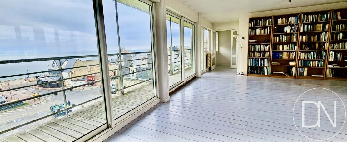 A vendre  Villa d'architecte 7 pièces 209 m2 VUE MER Fécamp Côte d'Albâtre