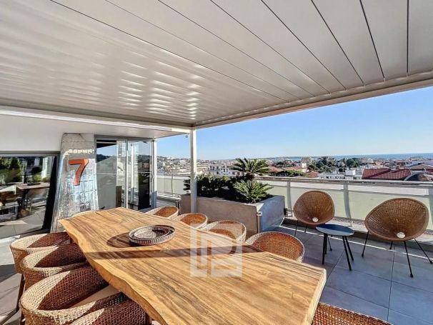 APPARTEMENT DE PRESTIGE T3 98 M2 TERRASSE VUE MER CANNES