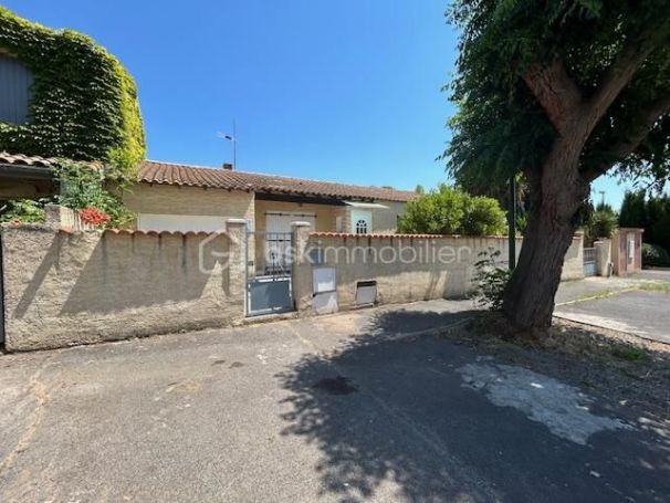 MAISON  5 PIECES 101 M2  PEZENAS