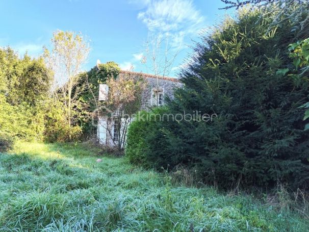 A vendre Un projet unique Ã  imaginer : maison de caractÃ¨re Ã  fort potentiel 17200 Saint Sulpice De Royan