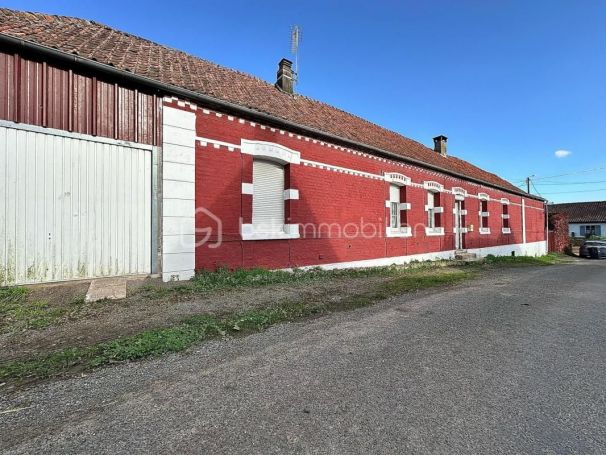 LONGèRE  6 PIECES 80 M2  LINZEUX