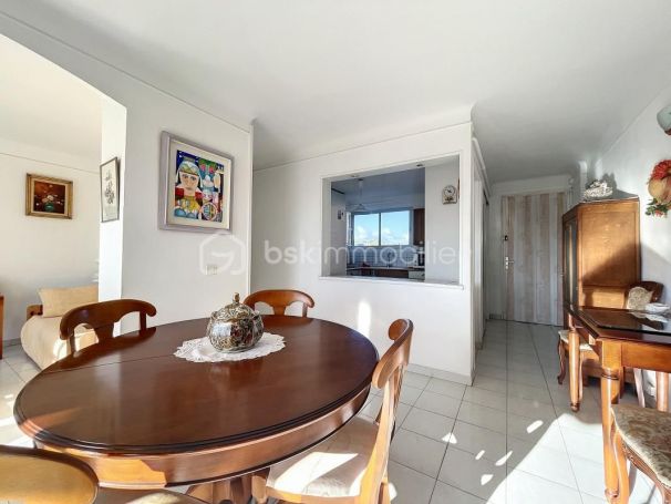 APPARTEMENT T3 68 M2 BORD DE MER CANNES