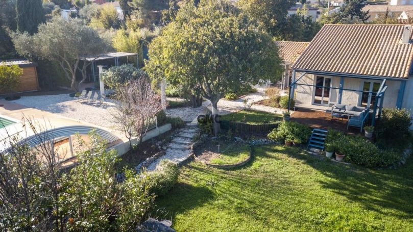 A louer MAISON DE MAîTRE BORD DE MER TOURBES