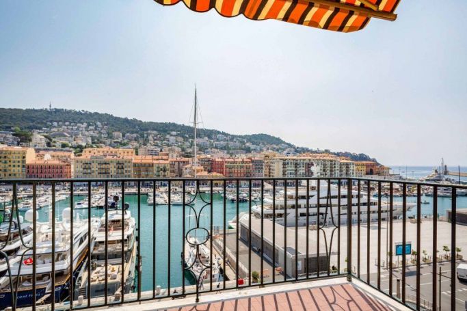 A vendre RARE! NICE PORT 2P 58 mÂ² VUE MER 06300 Nice