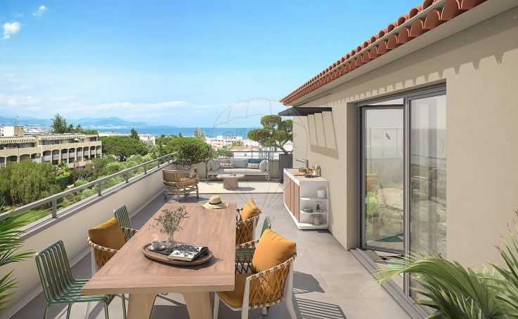 APPARTEMENT DE PRESTIGE T2 46 M2 TERRASSE BORD DE MER ANTIBES