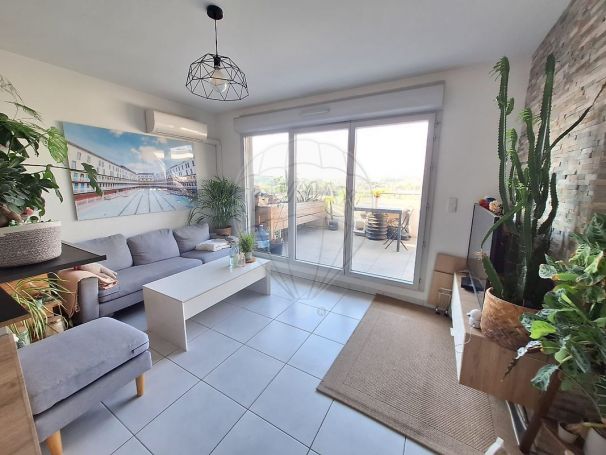 APPARTEMENT T2 37 M2 TERRASSE  MARSEILLE 10EME