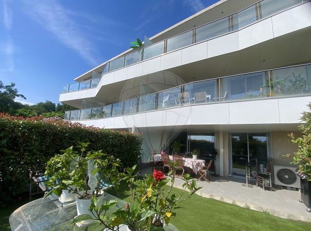 APPARTEMENT DE PRESTIGE T2 44 M2 TERRASSE BORD DE MER NICE