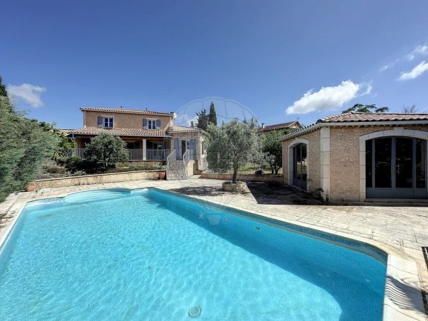 MAISON  6 PIECES 157 M2  MASSILLARGUES ATTUECH