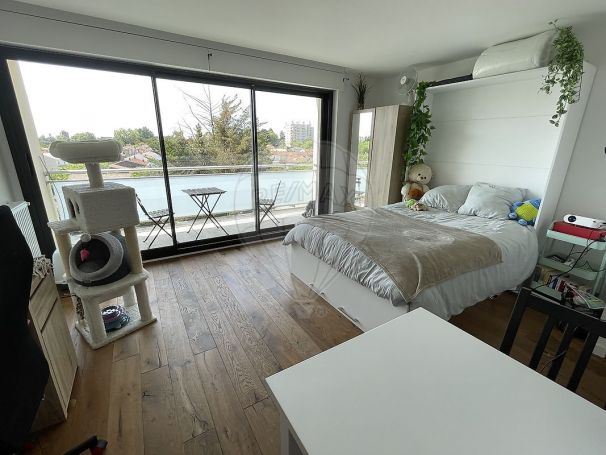 STUDIO  28 M2  TALENCE