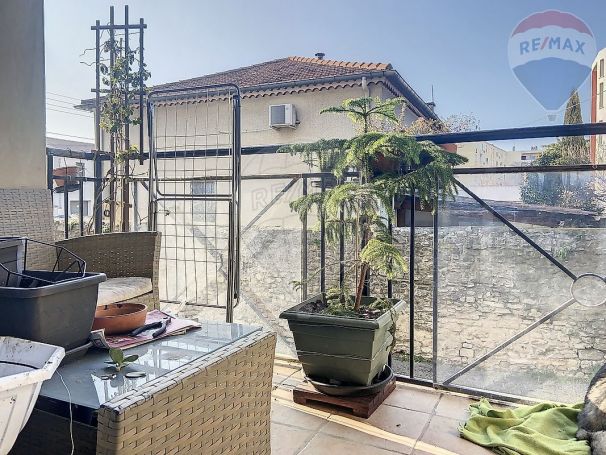 APPARTEMENT T2 31 M2 TERRASSE  NIMES