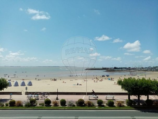 APPARTEMENT T3 59 M2 TERRASSE PIEDS DANS L'EAU ROYAN