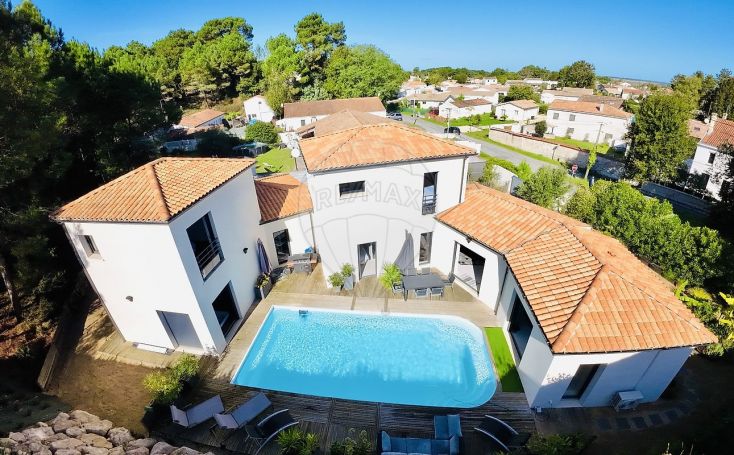 MAISON  D'ARCHITECTE BORD DE MER SAINT AUGUSTIN