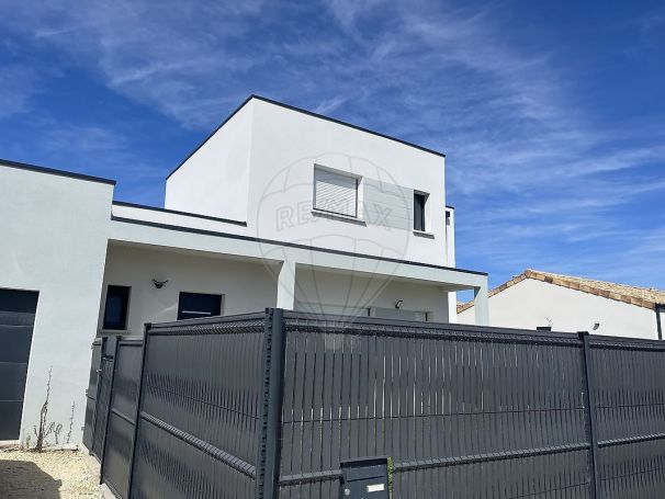 A vendre Maison 4 chambre(s) Ã  vendre 17640 Vaux Sur Mer