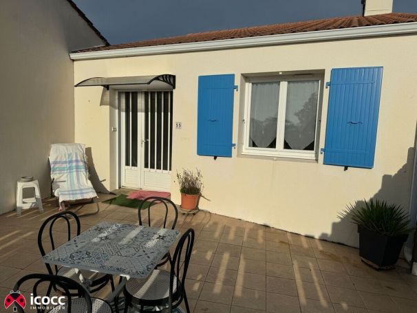 A vendre Charmante maison de vacances au pied du plan d'eau, du centre ville et de tous commerces 85460 L Aiguillon La Presqu Ile