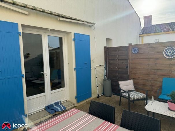 A vendre Charmante maison de vacances au pied du plan d'eau, du centre ville et de tous commerces 85460 L Aiguillon La Presqu Ile