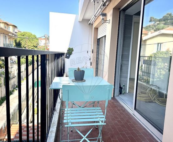 APPARTEMENT T4 53 M2 TERRASSE BORD DE MER NICE