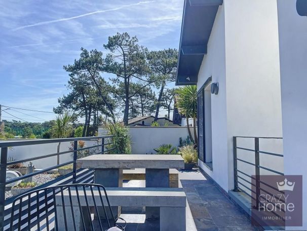 MAISON  CONTEMPORAINE BORD DE MER ANGLET