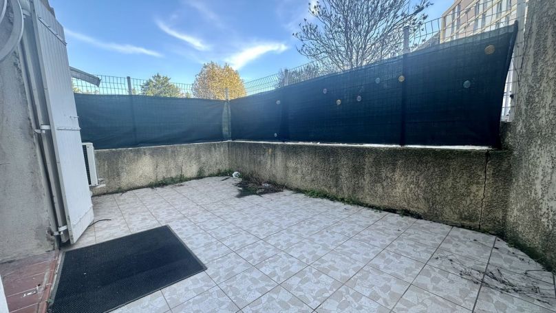 APPARTEMENT T3 85 M2 TERRASSE  LA PENNE SUR HUVEAUNE