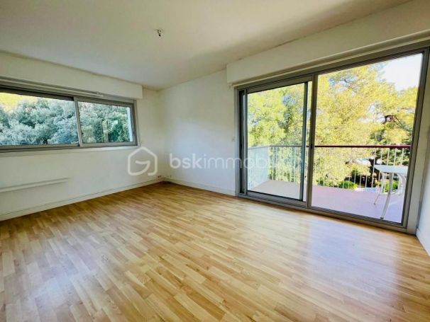 A louer APPARTEMENT T2 42 M2 TERRASSE BORD DE MER LA BAULE ESCOUBLAC