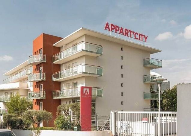 APPARTEMENT T2 40 M2 BORD DE MER ANTIBES