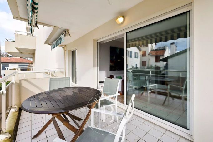 A vendre APPARTEMENT T2 47 M²  PARC MAZON BIARRITZ