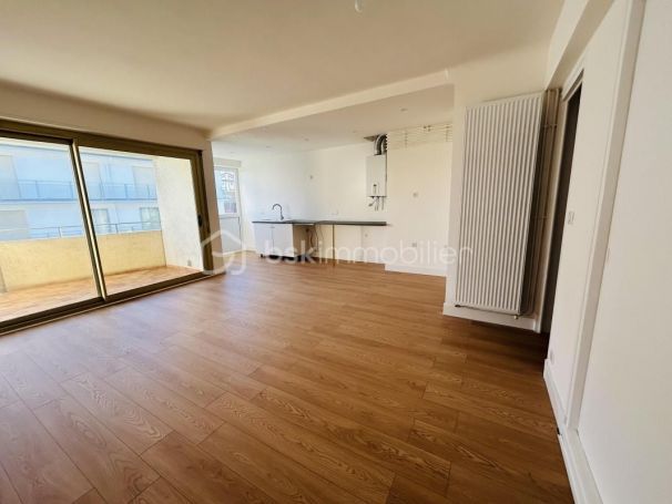 APPARTEMENT T3 61 M2 TERRASSE BORD DE MER HENDAYE