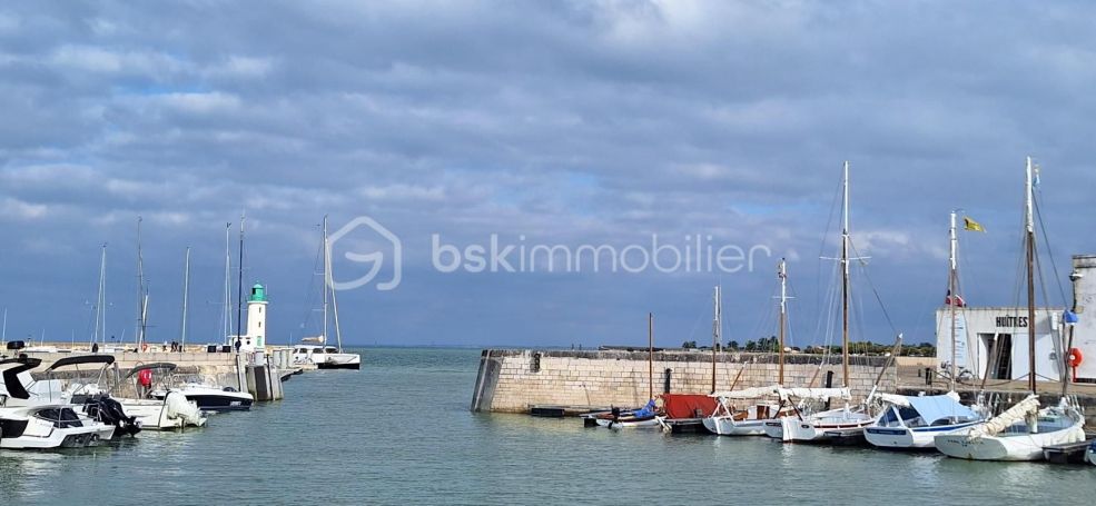 MAISON  DE MAîTRE BORD DE MER LA FLOTTE