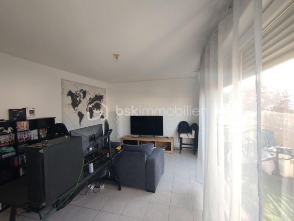 APPARTEMENT T2 45 M2  ARTIGUES PRES BORDEAUX