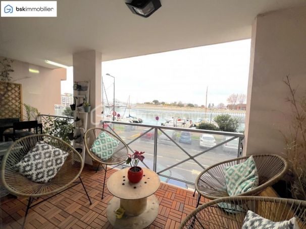 APPARTEMENT T3 69 M2 TERRASSE BORD DE MER SETE