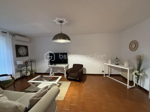 APPARTEMENT T3 90 M2 BORD DE MER AJACCIO