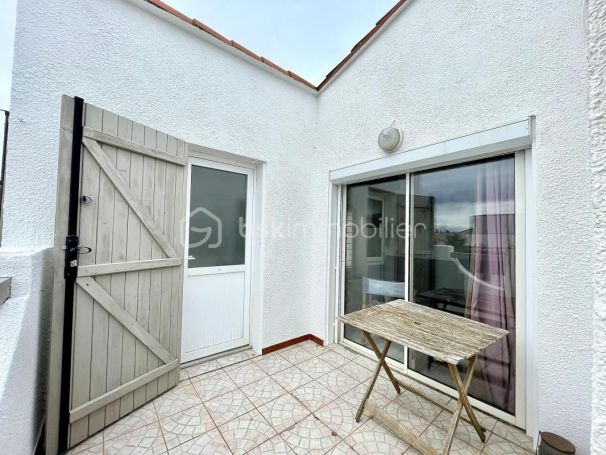 APPARTEMENT T2 40 M2 TERRASSE PLAGE à PIED SAINTE MARIE