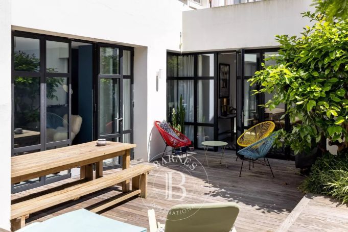 A vendre TRES BELLE MAISON 7 PIECES 257 M² CENTRE VILLE BIARRITZ