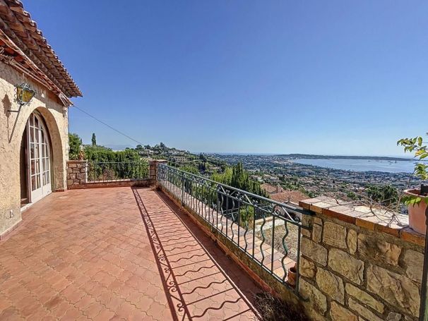 A vendre Maison GOLFE-JUAN 5 piÃ¨ces 231mÂ² Garage 120mÂ² 06220 Le Golfe Juan