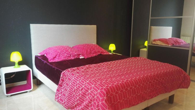 A louer APPARTEMENT DUPLEX T3 57 M2 BORD DE MER NICE