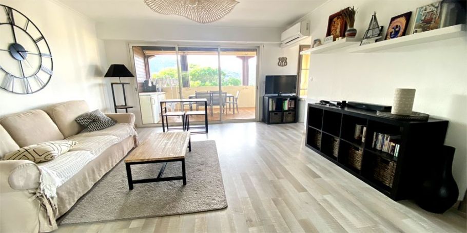 APPARTEMENT T2 45 M2 BORD DE MER ROQUEBRUNE SUR ARGENS