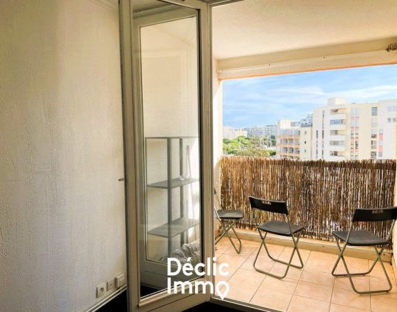 APPARTEMENT T2 28 M2 TERRASSE BORD DE MER CARNON PLAGE