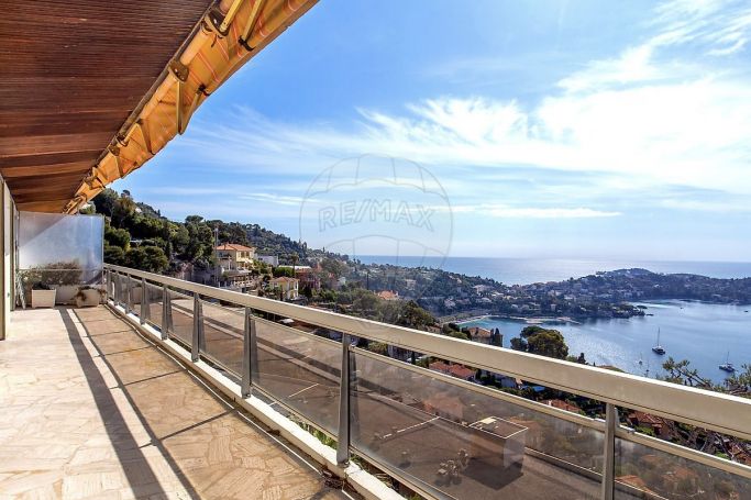 APPARTEMENT T4 165 M2 TERRASSE BORD DE MER VILLEFRANCHE SUR MER