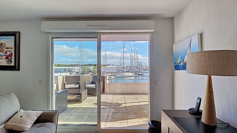 A louer APPARTEMENT DUPLEX T5 100 M2 TERRASSE BORD DE MER CANET EN ROUSSILLON