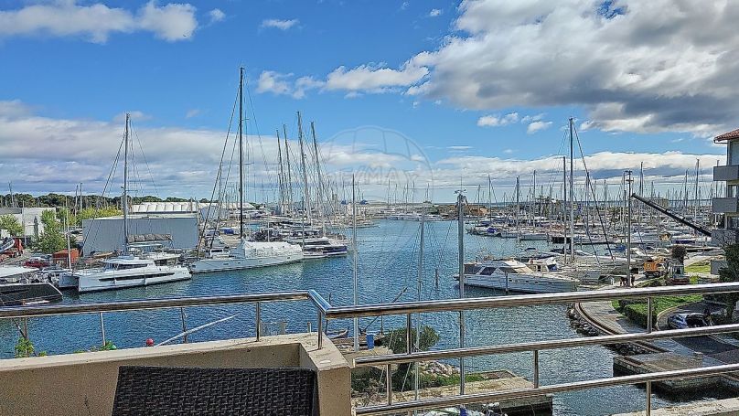 A louer APPARTEMENT DUPLEX T5 100 M2 TERRASSE BORD DE MER CANET EN ROUSSILLON